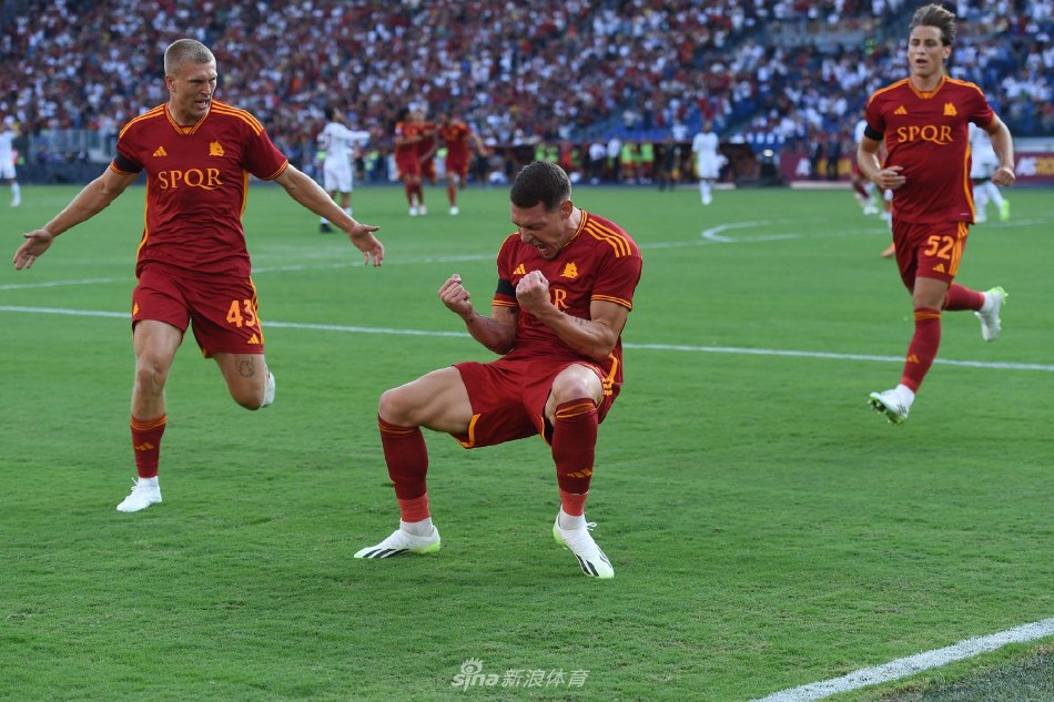 在当今足坛 在当今足坛